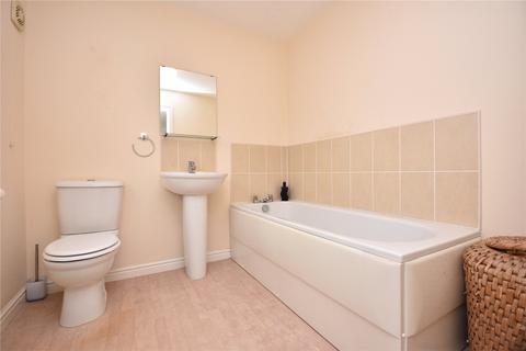 3 bedroom detached house for sale, Whinmoor Way, Leeds