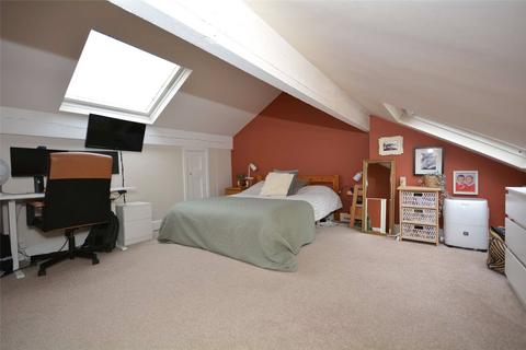 3 bedroom terraced house for sale, Westover Road, Bramley, Leeds