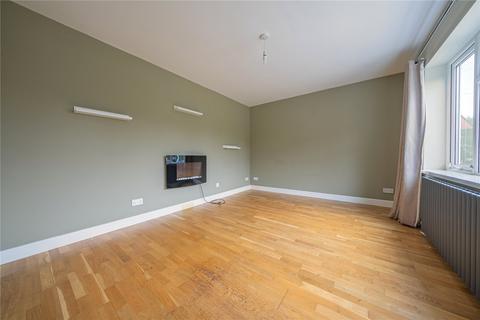 3 bedroom terraced house for sale, Ainsty Crescent, Wetherby, West Yorkshire