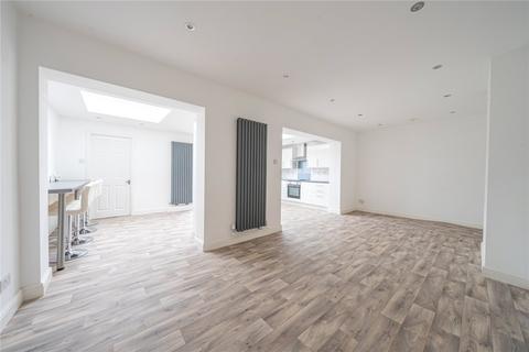 34 Ainsty Crescent, Wetherby, LS22 7QR