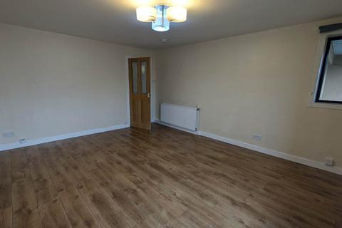 3 bedroom flat to rent, 5G Wiston Place, ,