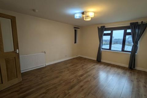 3 bedroom flat to rent, 5G Wiston Place, ,