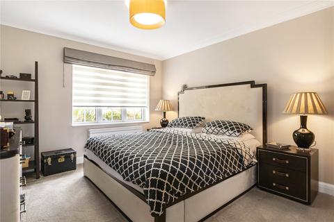 19 Myrtleside Close, Northwood, HA6 2XQ