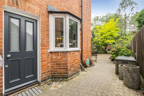 20 Hallowell Road, Northwood, HA6 1DW