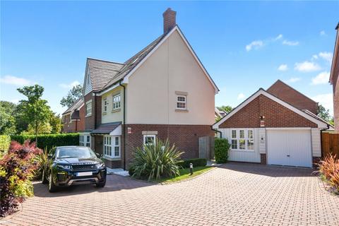 7 bedroom detached house for sale, Ducks Hill Road, Northwood, Middlesex, HA6