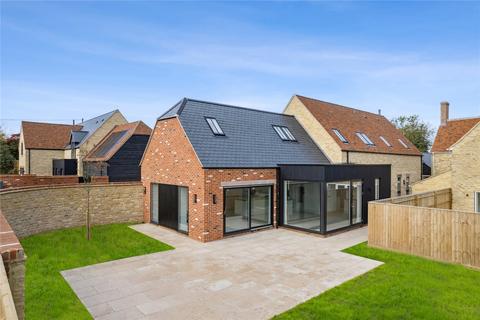 4 bedroom detached house for sale, Cottage Farm, Upper Green, Stanford In The Vale, Oxfordshire, SN7