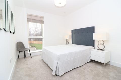 3 bedroom flat to rent, School Drive, Glasgow, G13