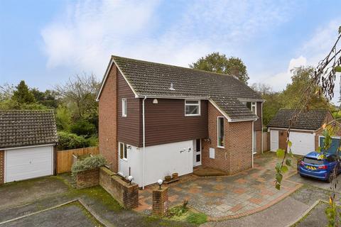 4 bedroom detached house for sale, Abingdon Grove, Upstreet, Canterbury, Kent