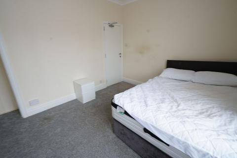 1 bedroom in a house share to rent, Parker Road, Grays