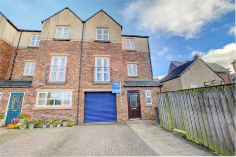 4 bedroom end of terrace house for sale, Queens Gate, Consett, County Durham, DH8