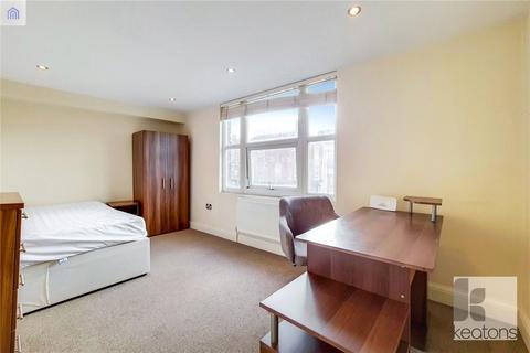 3 bedroom flat for sale, Blackheath Road, London, SE10