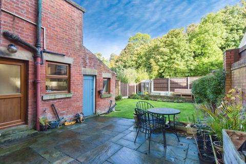 95 Higher Walton Road, Walton Le Dale, Preston, PR5 4HD