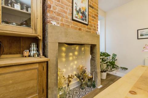 95 Higher Walton Road, Walton Le Dale, Preston, PR5 4HD