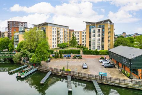 2 bedroom apartment for sale, Kenavon Drive, Berkshire RG1