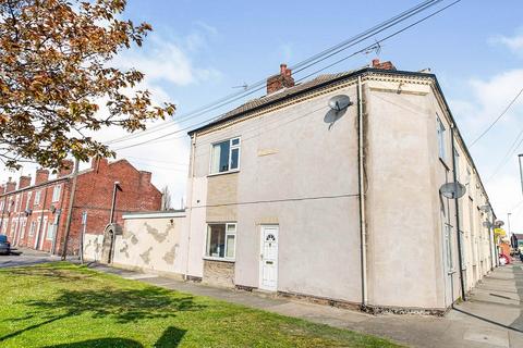 2 bedroom end of terrace house to rent, Hunt Street, West Yorkshire WF10