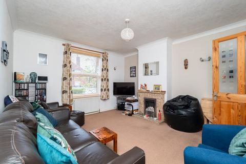 2 bedroom apartment for sale, Shap Crescent, Carshalton SM5