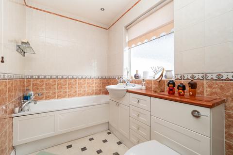 29 Palmer Avenue, Cheam, Sutton, SM3 8EF