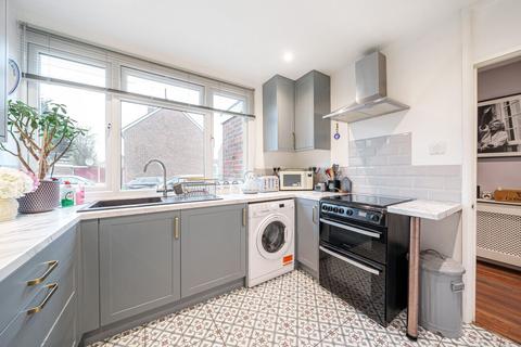 3 bedroom terraced house for sale, Brookfields Avenue, Mitcham CR4