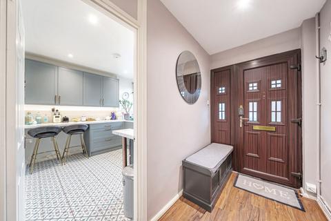 62 Brookfields Avenue, Mitcham, CR4 4BT