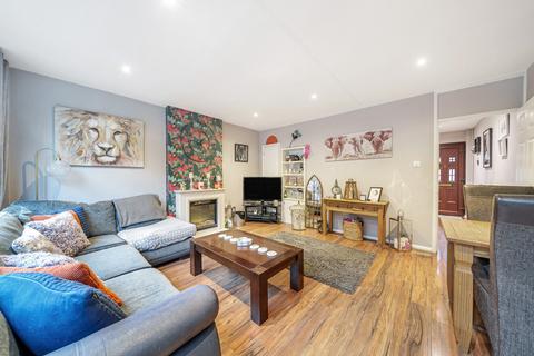 62 Brookfields Avenue, Mitcham, CR4 4BT
