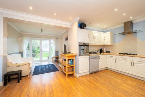 3 bedroom terraced house for sale, Henley Avenue, Sutton SM3