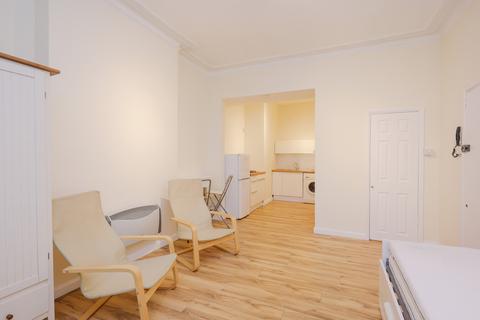 1 bedroom apartment for sale, Merton Hall Road, London SW19