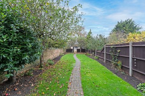 3 bedroom end of terrace house for sale, Sayesbury Road, Hertfordshire CM21