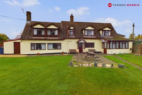 4 bedroom detached house for sale, South Street, Royston SG8