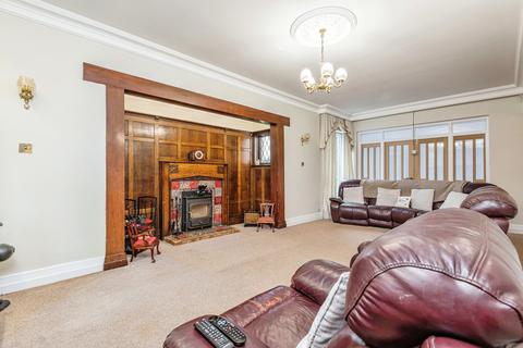 6 bedroom detached house for sale, Rein Road, Wakefield WF3