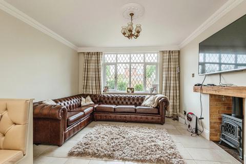 6 bedroom detached house for sale, Rein Road, Wakefield WF3