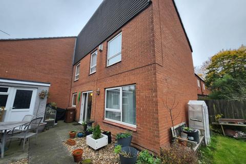 3 bedroom house for sale, Kelso Gardens, Nottinghamshire NG2