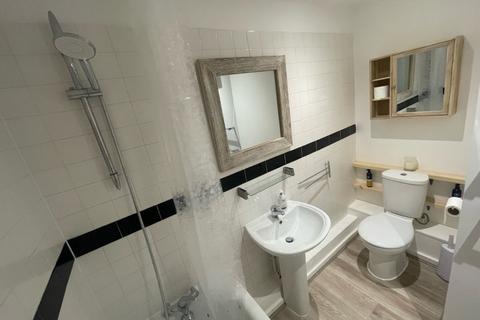 1 bedroom apartment for sale, Jedburgh Road, London E13