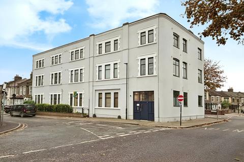 1 bedroom apartment for sale, Jedburgh Road, London E13