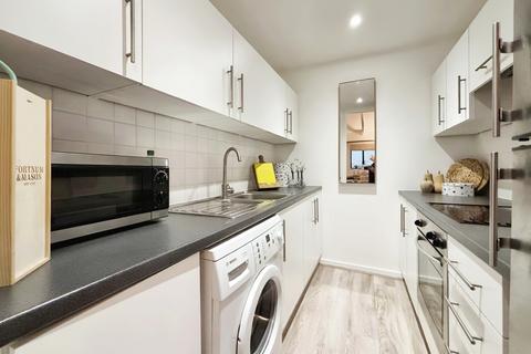 1 bedroom apartment for sale, Jedburgh Road, London E13