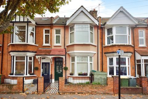 3 bedroom terraced house for sale, Hatherley Gardens, London E6