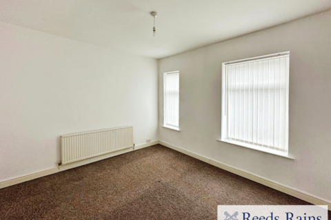 2 bedroom terraced house to rent, Gerald Road, Greater Manchester M6