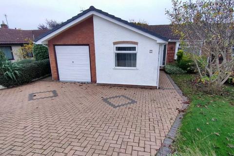 3 bedroom bungalow for sale, Old Hall Close, Wrexham LL14