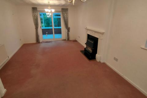 3 bedroom bungalow for sale, Old Hall Close, Wrexham LL14