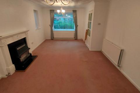 3 bedroom bungalow for sale, Old Hall Close, Wrexham LL14