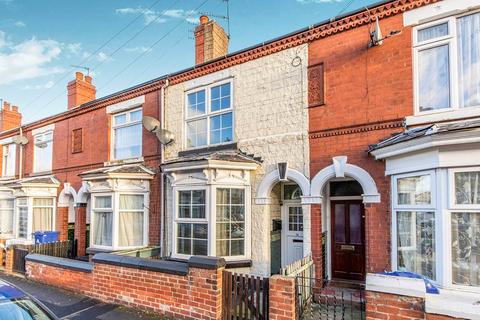 3 bedroom terraced house to rent, Royston Avenue, South Yorkshire DN5