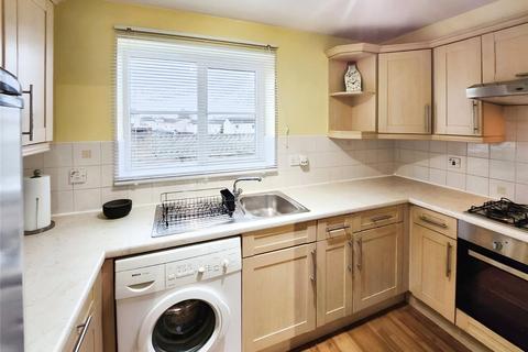 2 bedroom flat to rent, Inverewe Place, Dunfermline KY11