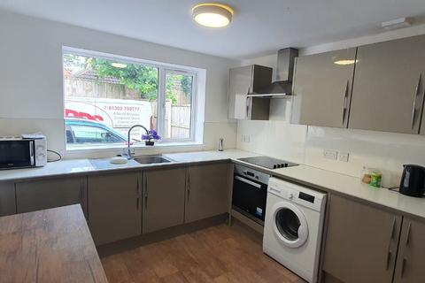 undefined, Apartment 4C, 2-4 Auckland Road, Doncaster