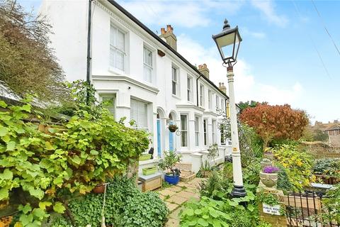 2 bedroom terraced house to rent, Croft Terrace, East Sussex TN34