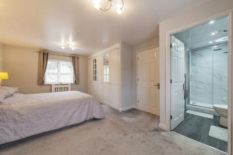 4 bedroom detached house for sale, Pine Close, Newark NG24