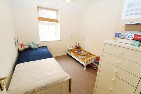 2 bedroom flat for sale, Avro Court, Southampton SO31