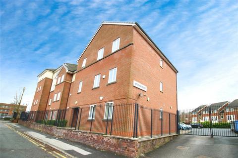 2 bedroom flat to rent, Harriet Street, Manchester M28