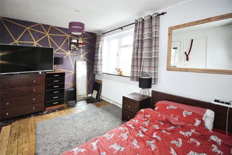 2 bedroom terraced house for sale, Gentian Close, Chatham ME5