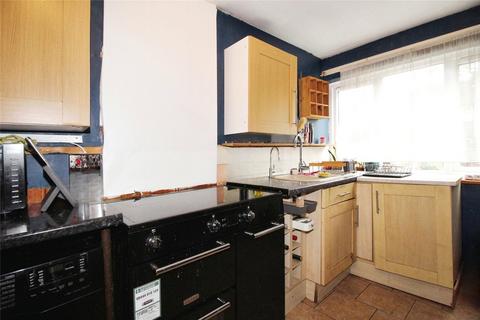 2 bedroom terraced house for sale, Gentian Close, Chatham ME5