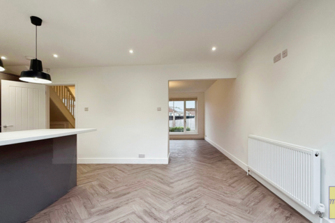 3 Cogsall Road, Bristol, BS14 8NP