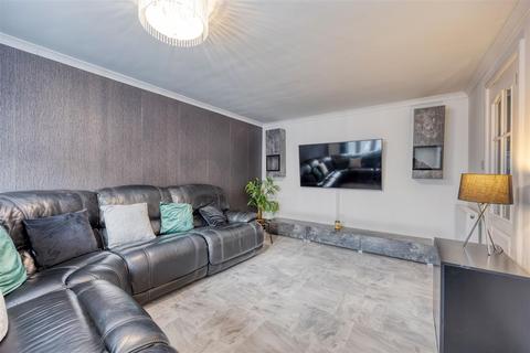 4 bedroom terraced house for sale, Maple Road, Cumbernauld, Glasgow